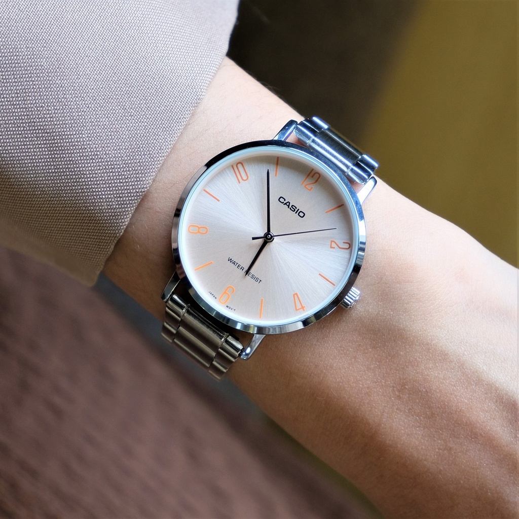 Reloj Casio LTP-VT01D-4B2